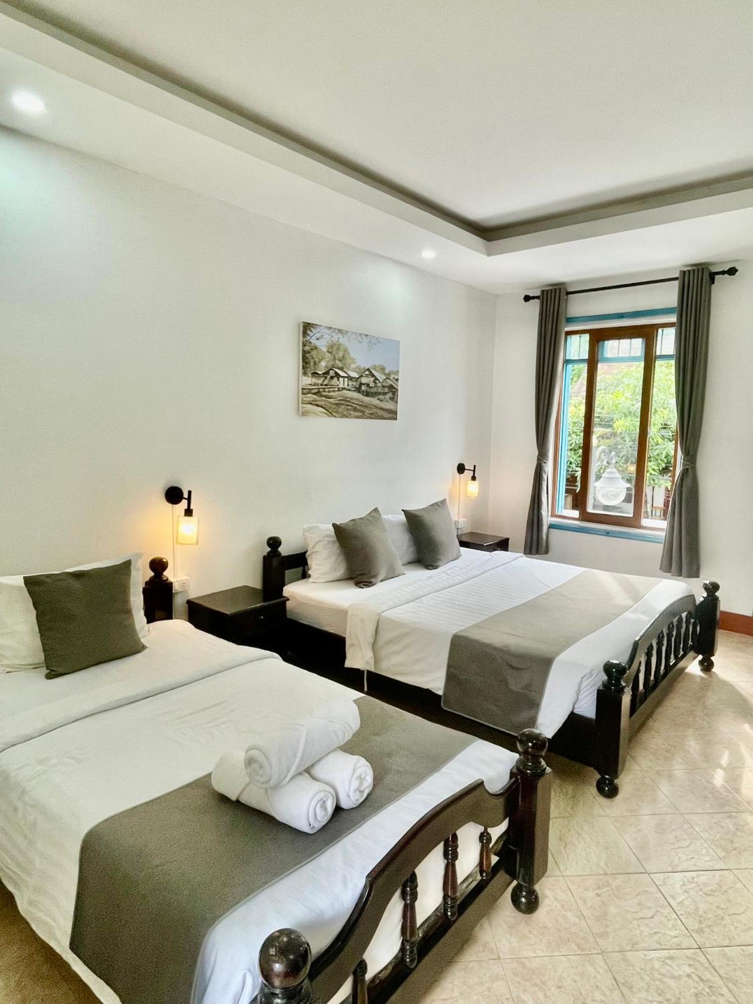 Villa Merry Lao Ban Aphay 루앙프라방 외부 사진