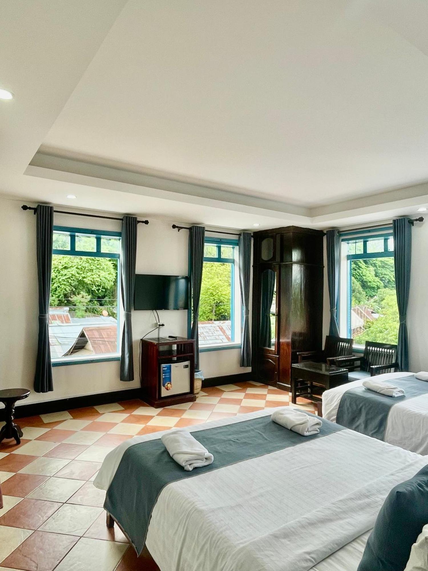 Villa Merry Lao Ban Aphay 루앙프라방 외부 사진
