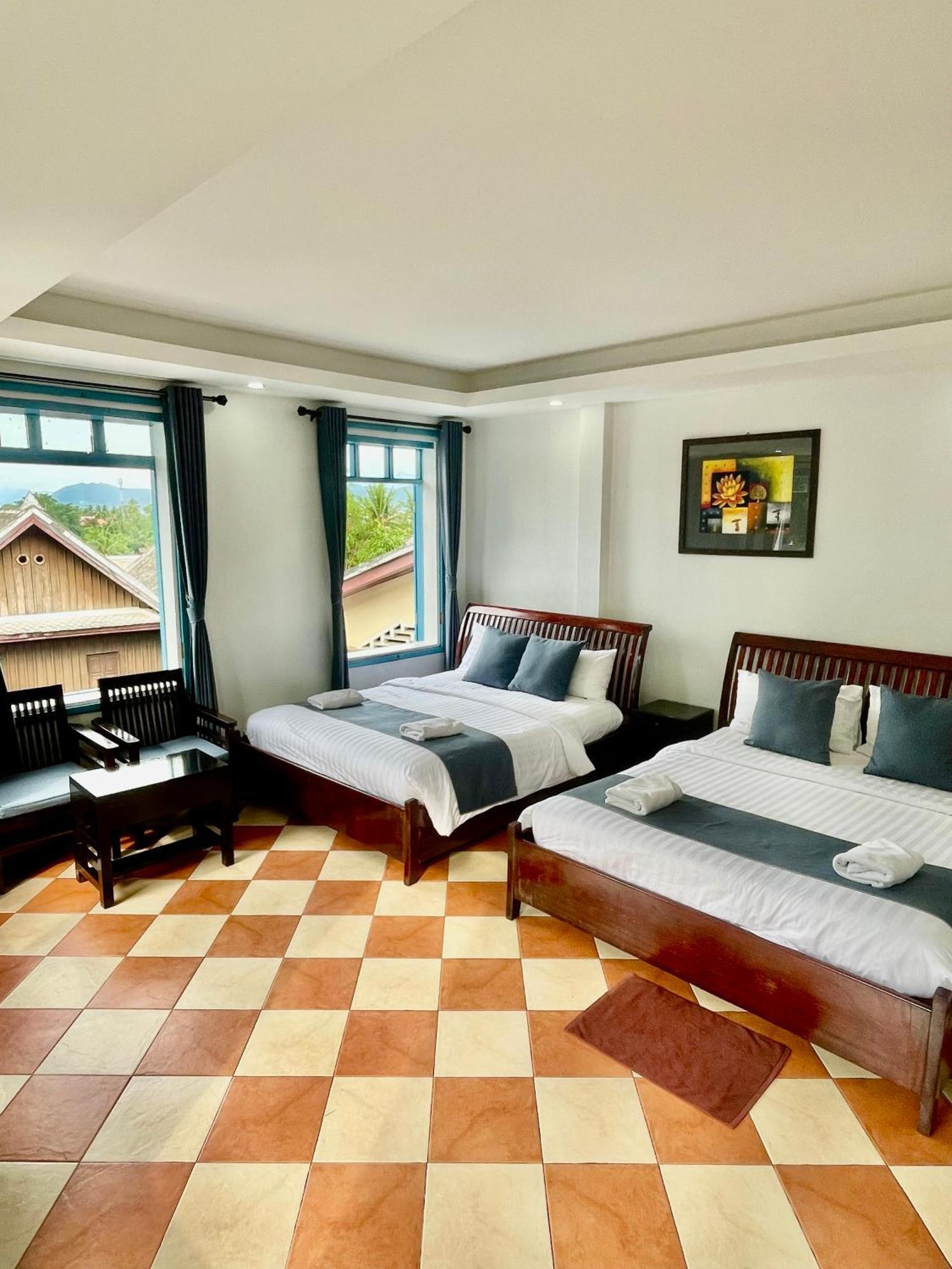 Villa Merry Lao Ban Aphay 루앙프라방 외부 사진