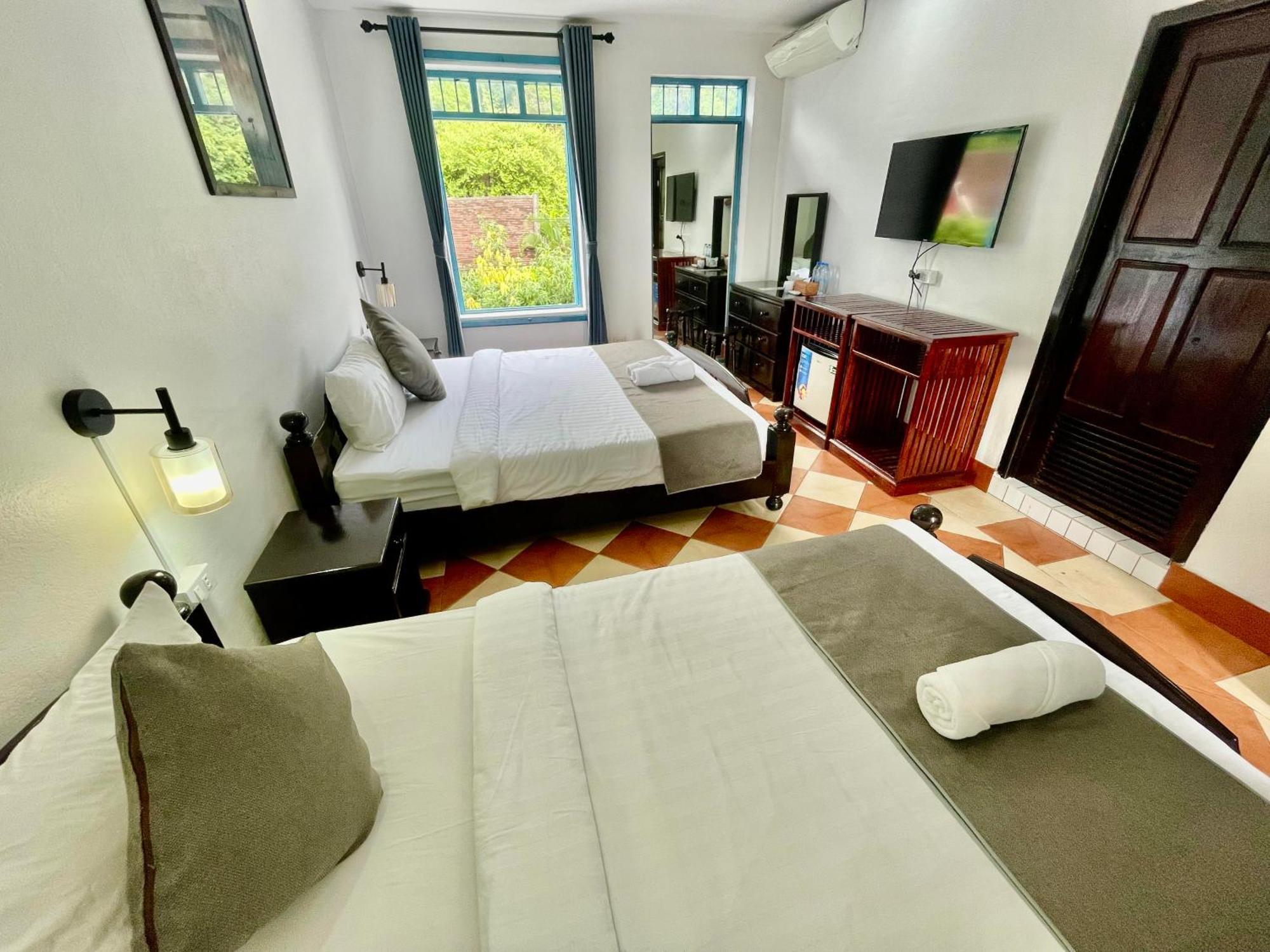 Villa Merry Lao Ban Aphay 루앙프라방 외부 사진